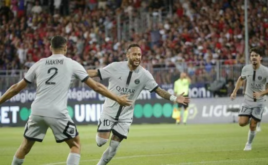 亚前锋的发 亚前锋的发